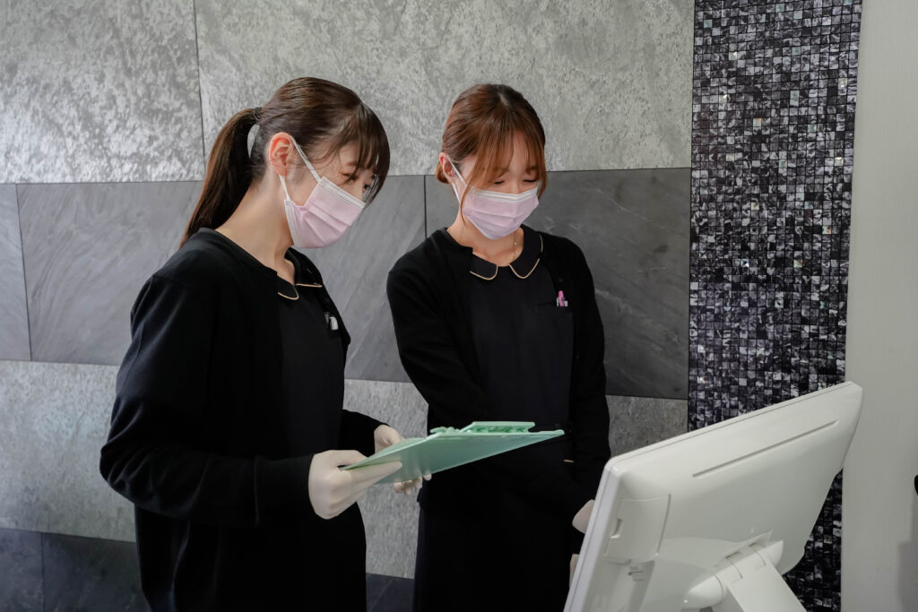 スタッフから後輩へ就職活動のアドバイス